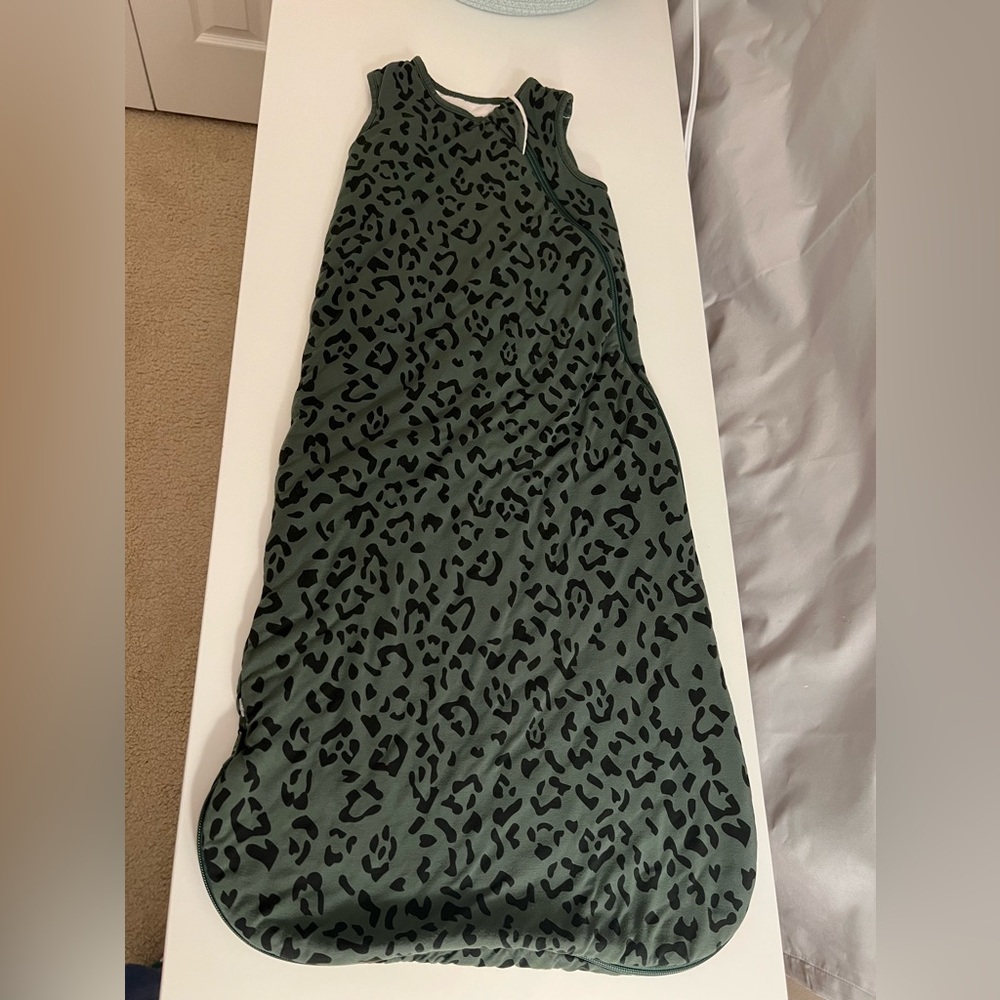 Kyte baby hunter leopard sleep bag